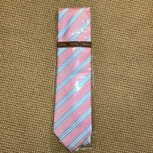 Men’s NWOT tie. Pink stripe. Tasso Elba.